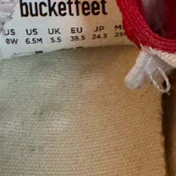 Bucketfeet Slip-on Shoes - Picture 4 of 5